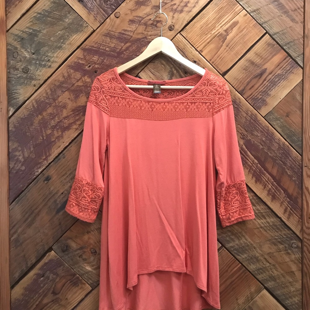 {BKE} Coral 3/4 Sleeve Cotton Crocheted Top